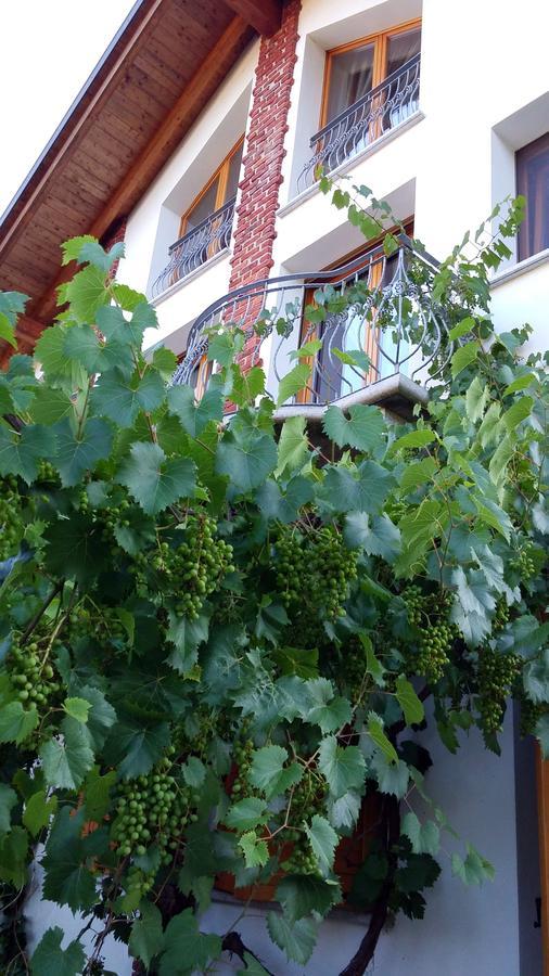 Relais Profumo Di Vino Bed & Breakfast Borgomanero Exterior foto